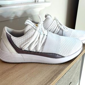 Under Armour Shoes Womens 10